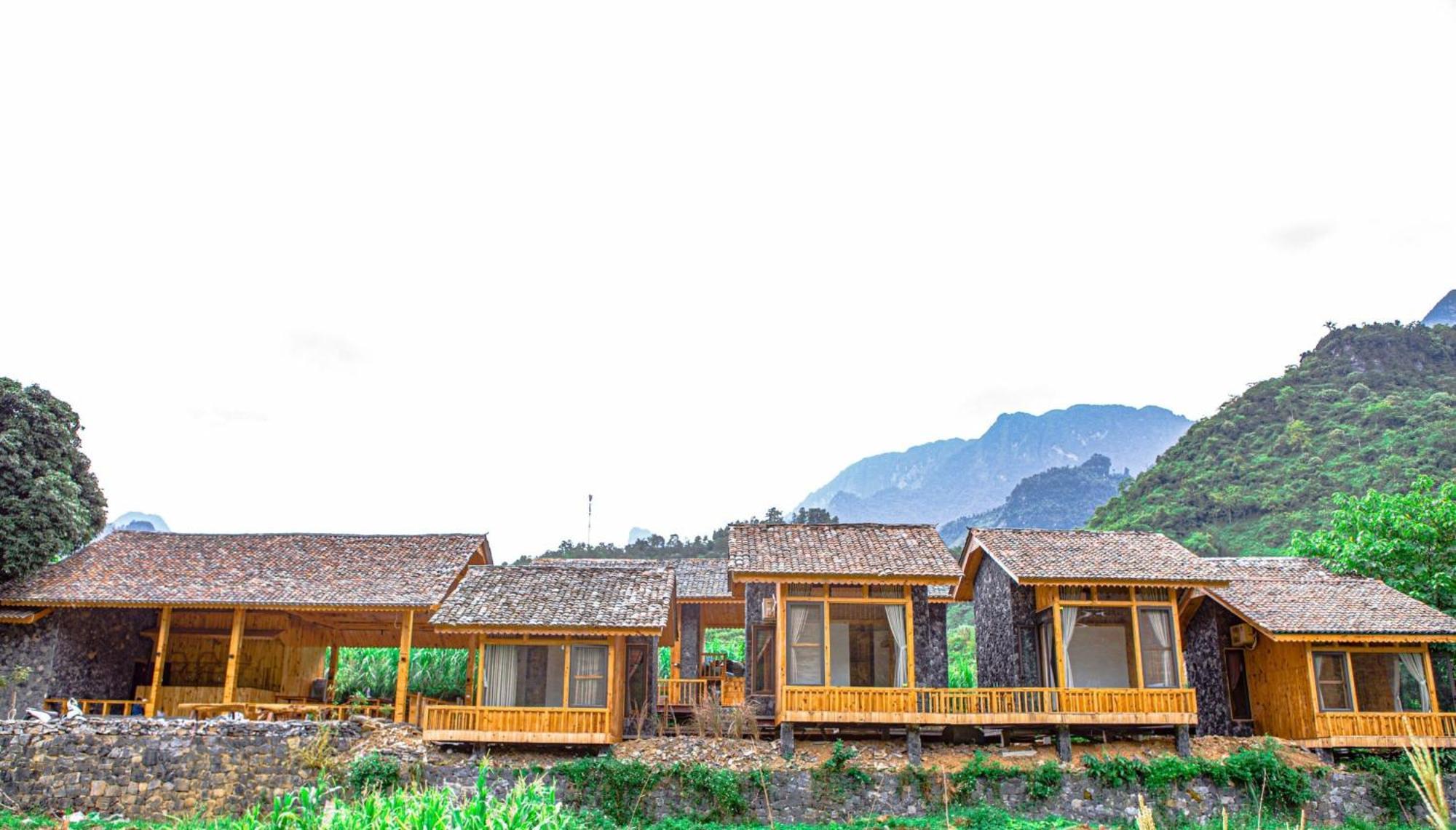 Chien'S Lodge Du Gia Làng Cac Exteriör bild