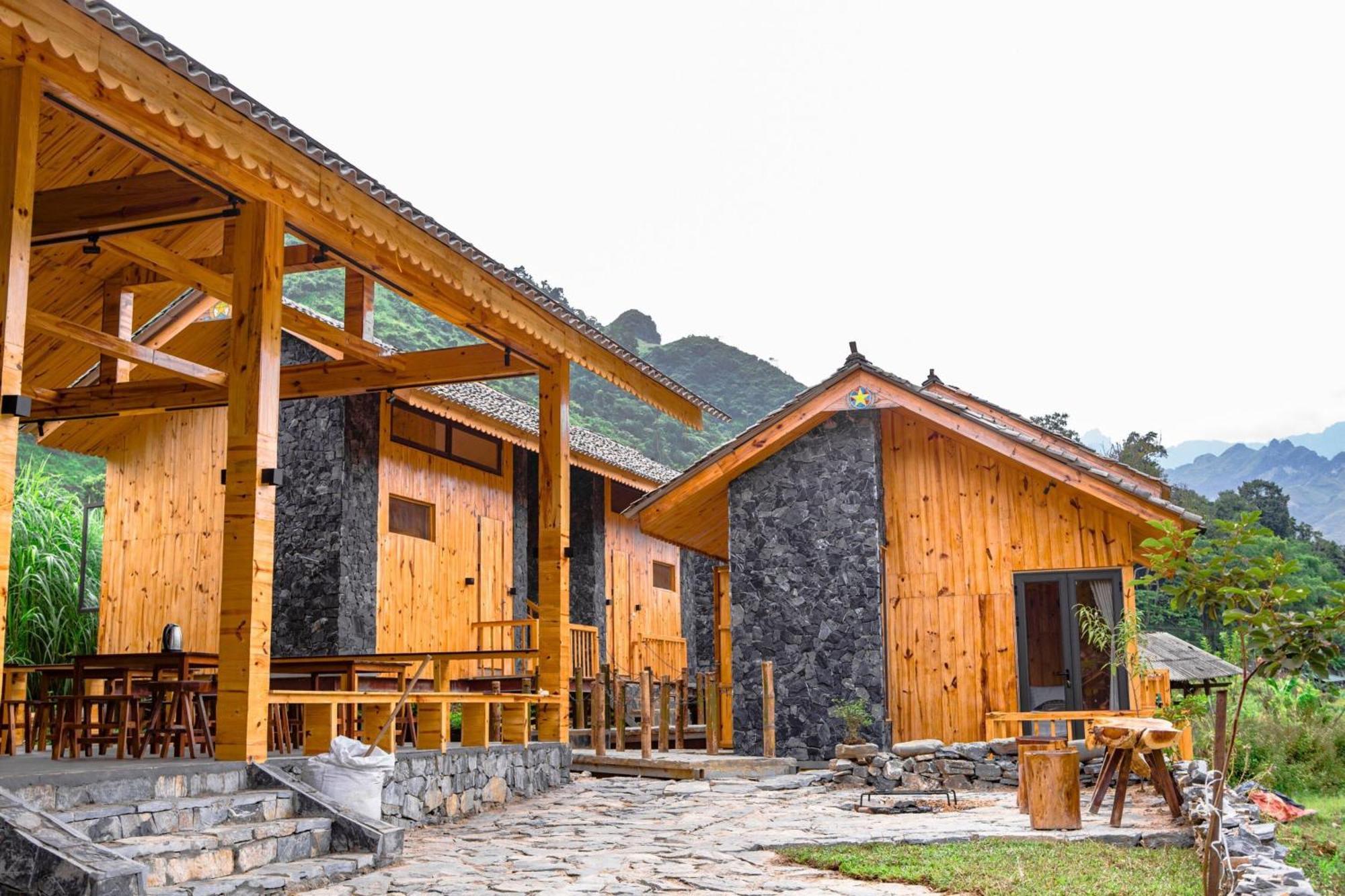 Chien'S Lodge Du Gia Làng Cac Exteriör bild